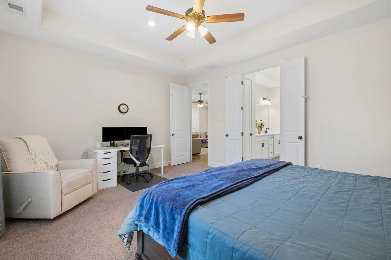 5 Bedroom House For Sale